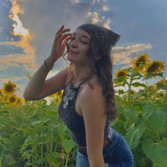 Meet your Posher, Kerri - Picture 1 of 1